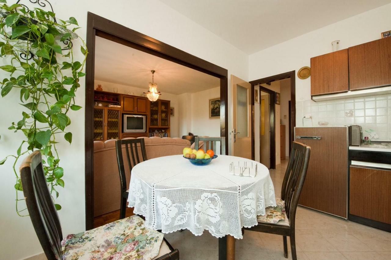 Apartment Patricia Rovinj Exterior photo